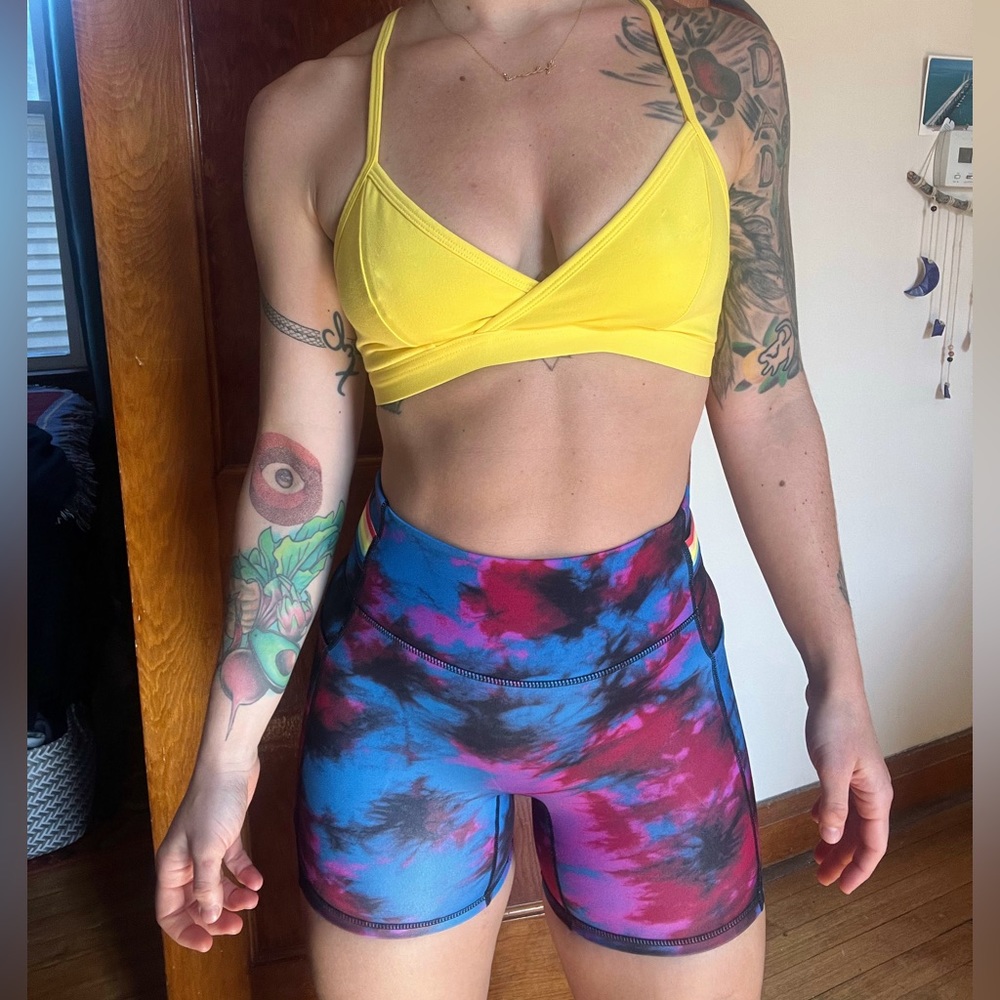 Fabletics Pride 2pc Outfit (XS)
